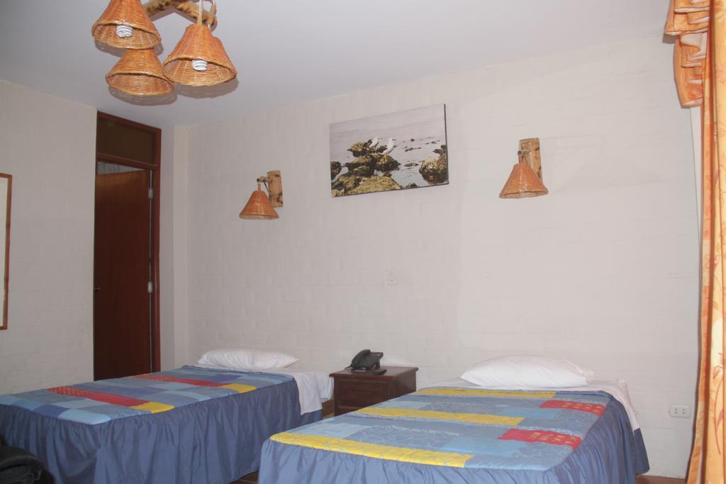 Refugio Del Pirata Hostel Paracas Bilik gambar
